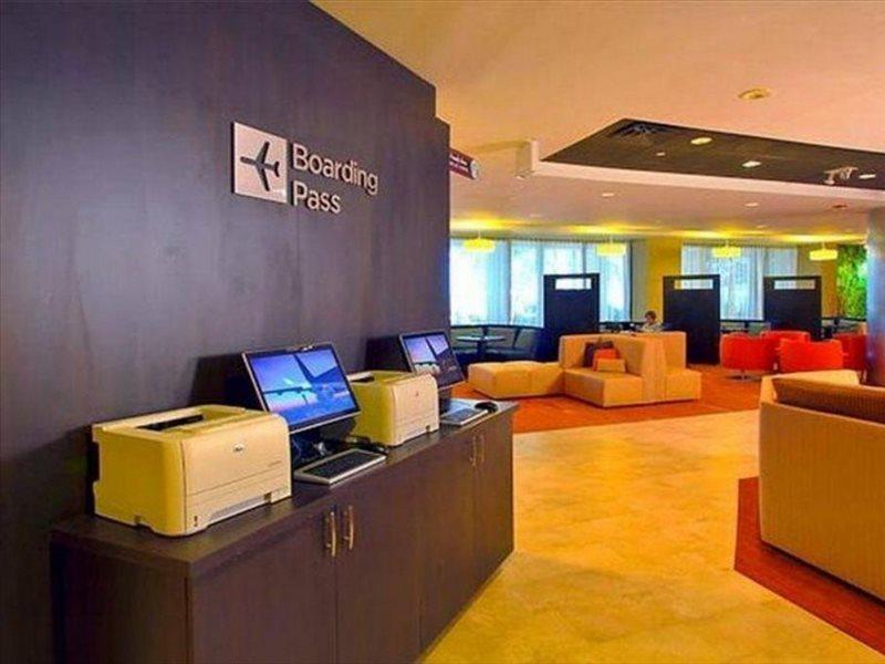 Courtyard By Marriott New York Laguardia Airport Hotel Kültér fotó